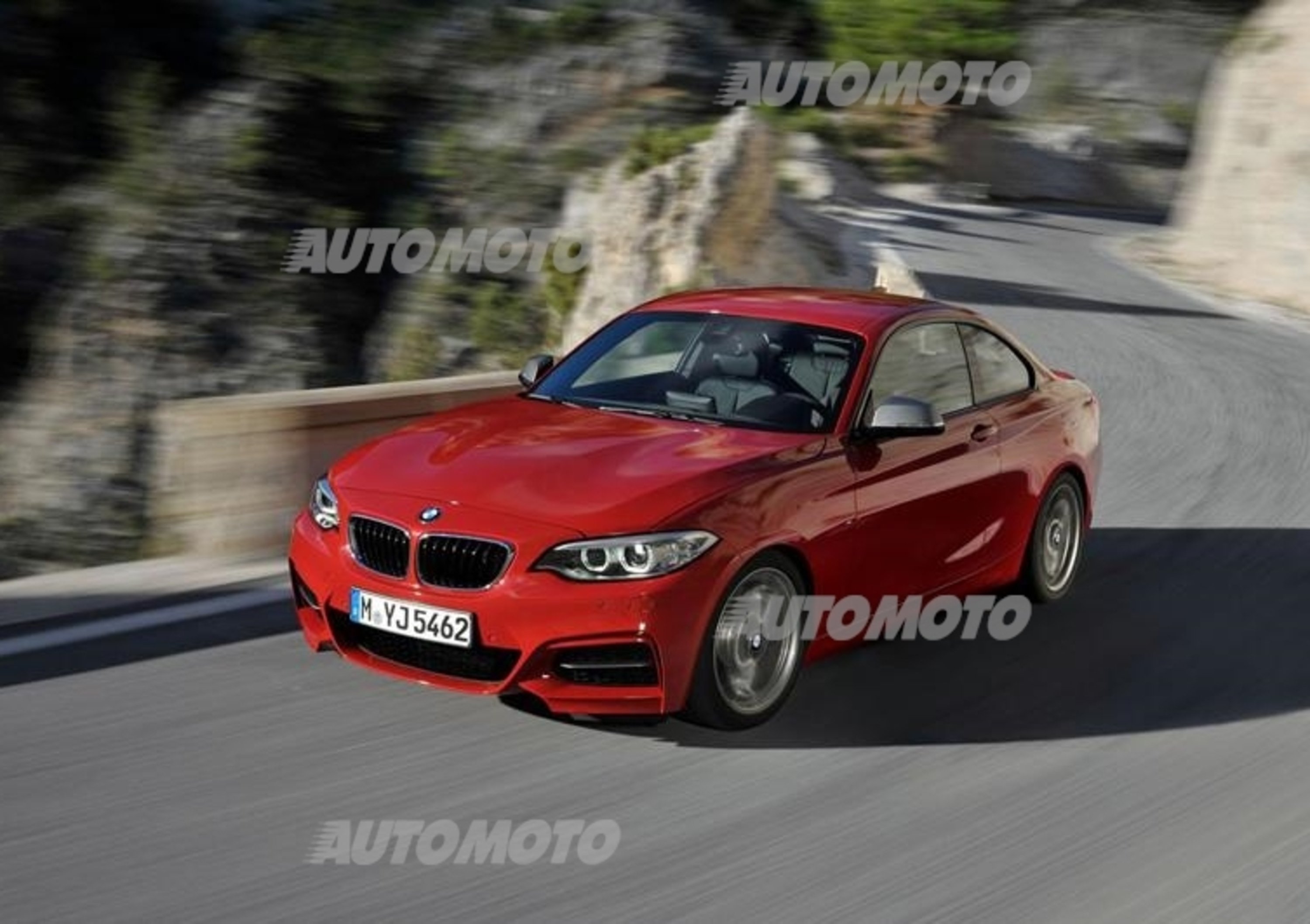 BMW Serie 2 Coup&eacute;: dati e immagini ufficiali
