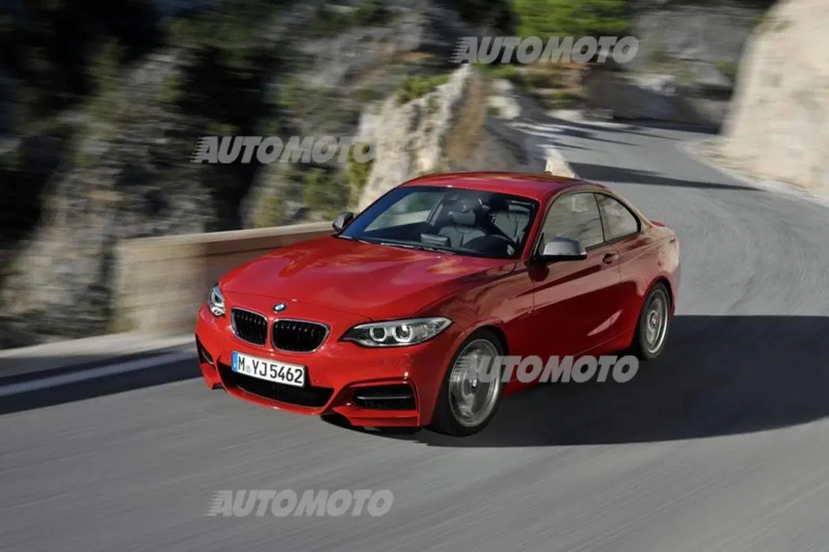 BMW Serie 2 Coupé: dati e immagini ufficiali (5)