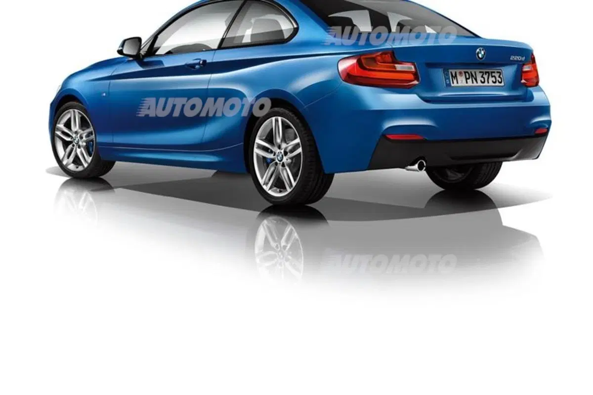 BMW Serie 2 Coupé: dati e immagini ufficiali (24)