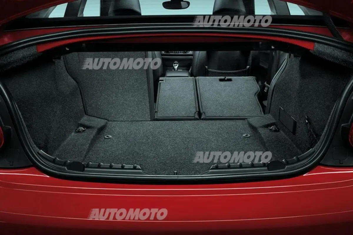 BMW Serie 2 Coupé: dati e immagini ufficiali (36)