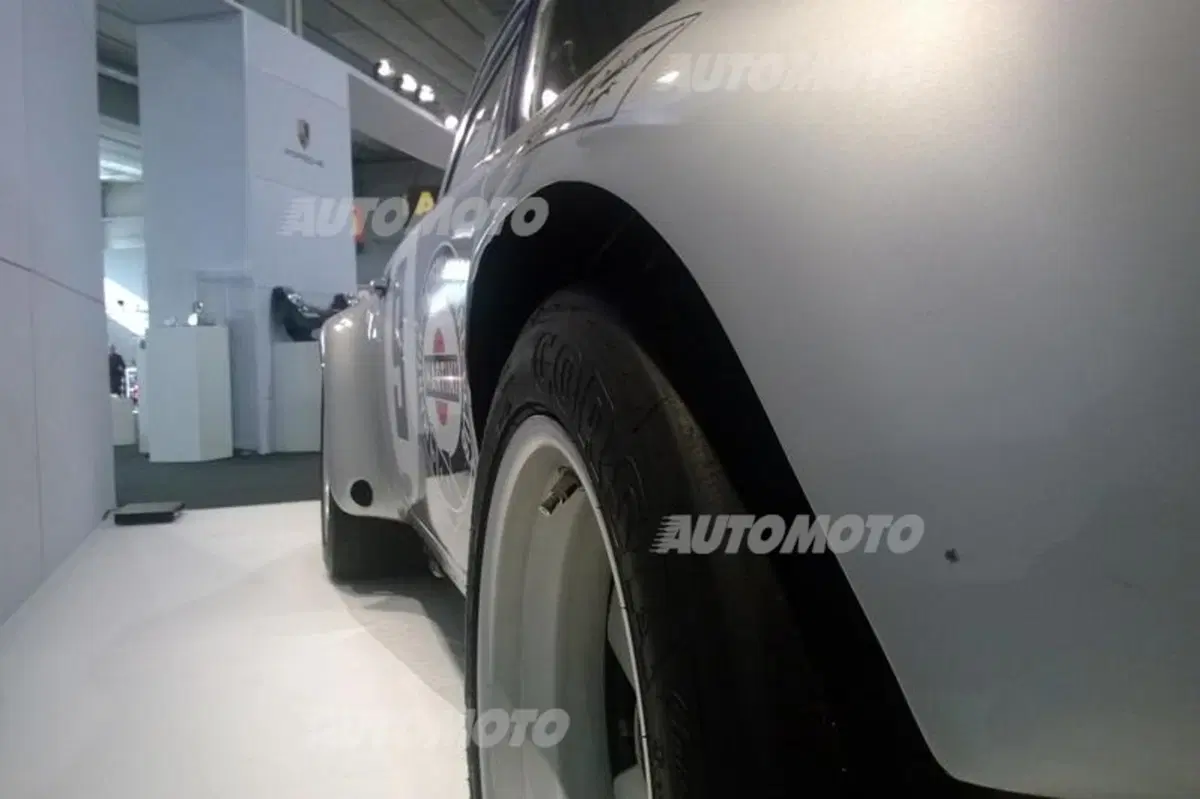 Auto e Moto d’Epoca 2013: la Porsche 911 RSR del 1973 (17)