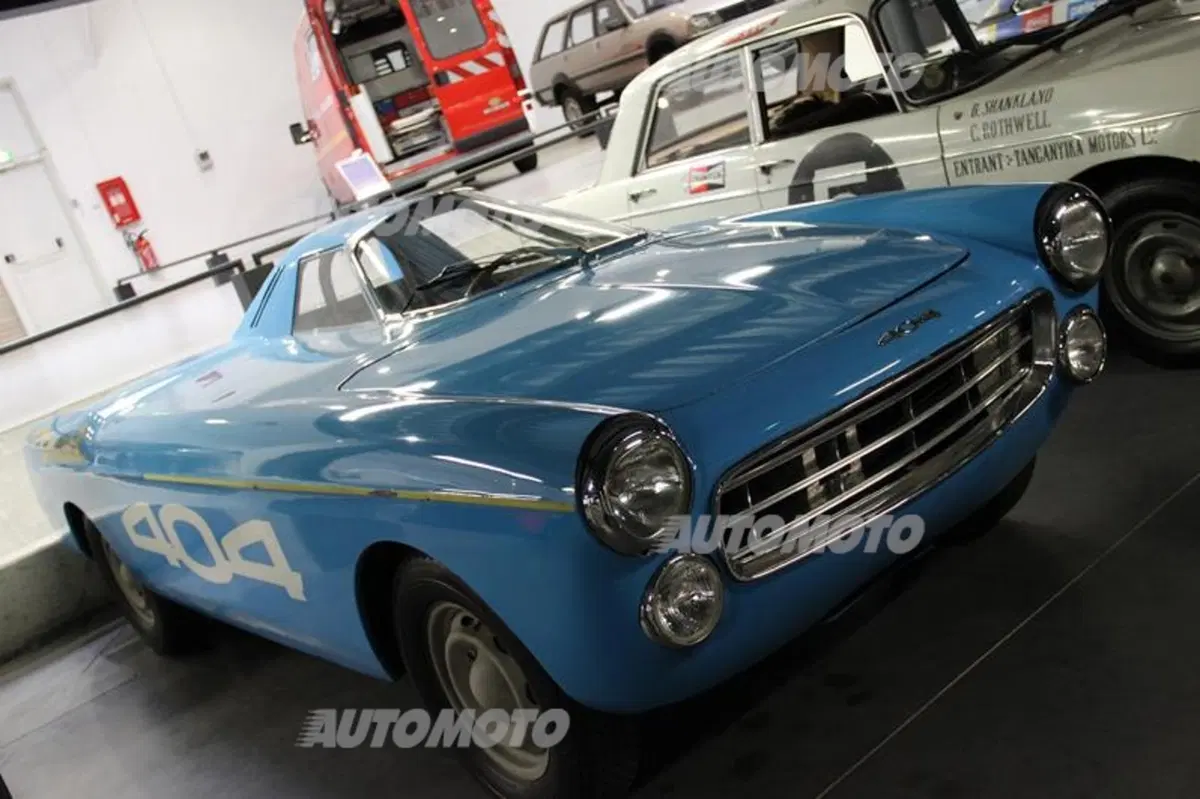Peugeot: una notte al museo. Di Sochaux/Prima parte (74)