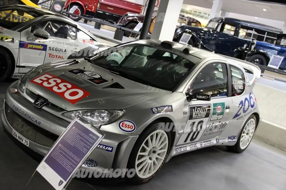 Peugeot: una notte al museo. Di Sochaux/Prima parte (78)
