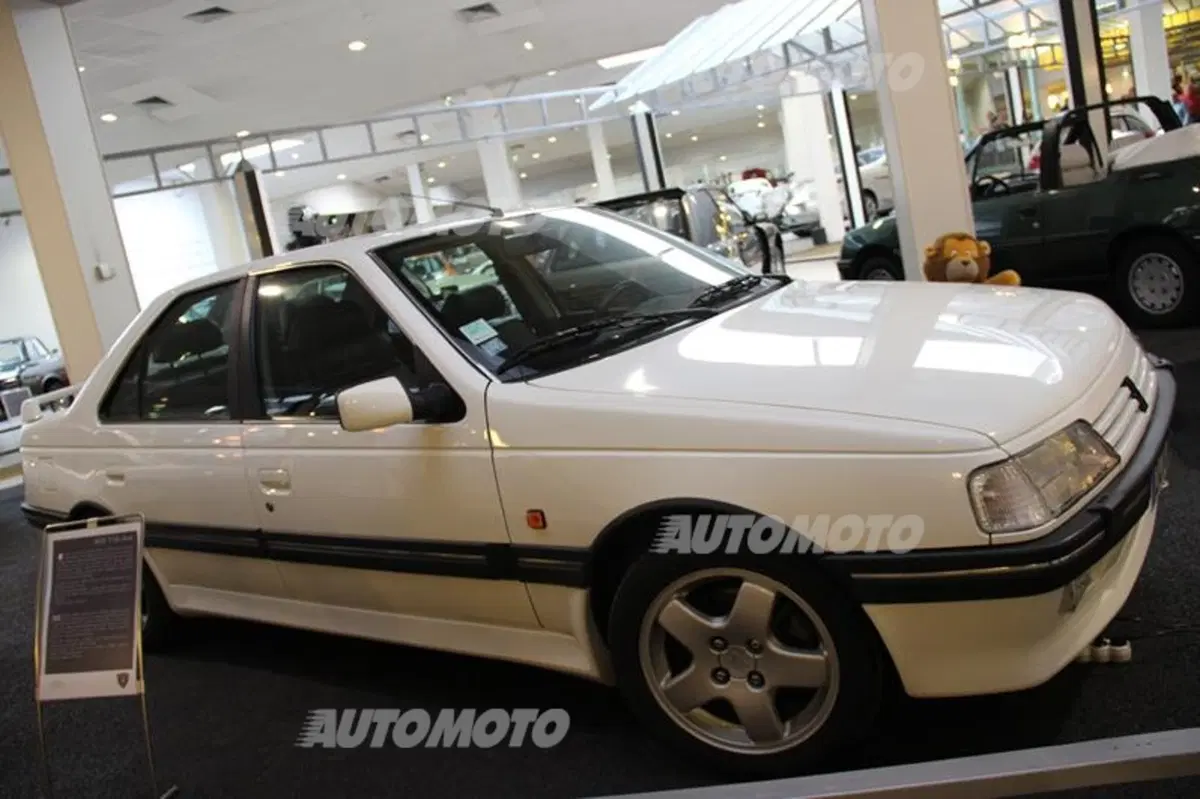 Peugeot: una notte al museo. Di Sochaux/Prima parte (101)