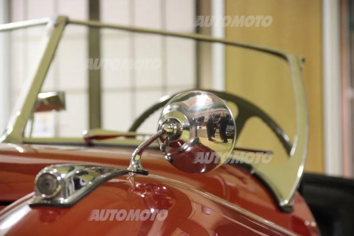RuhmVollSteuer: l'albergo a 5 stelle per auto (e moto) d'epoca (13)