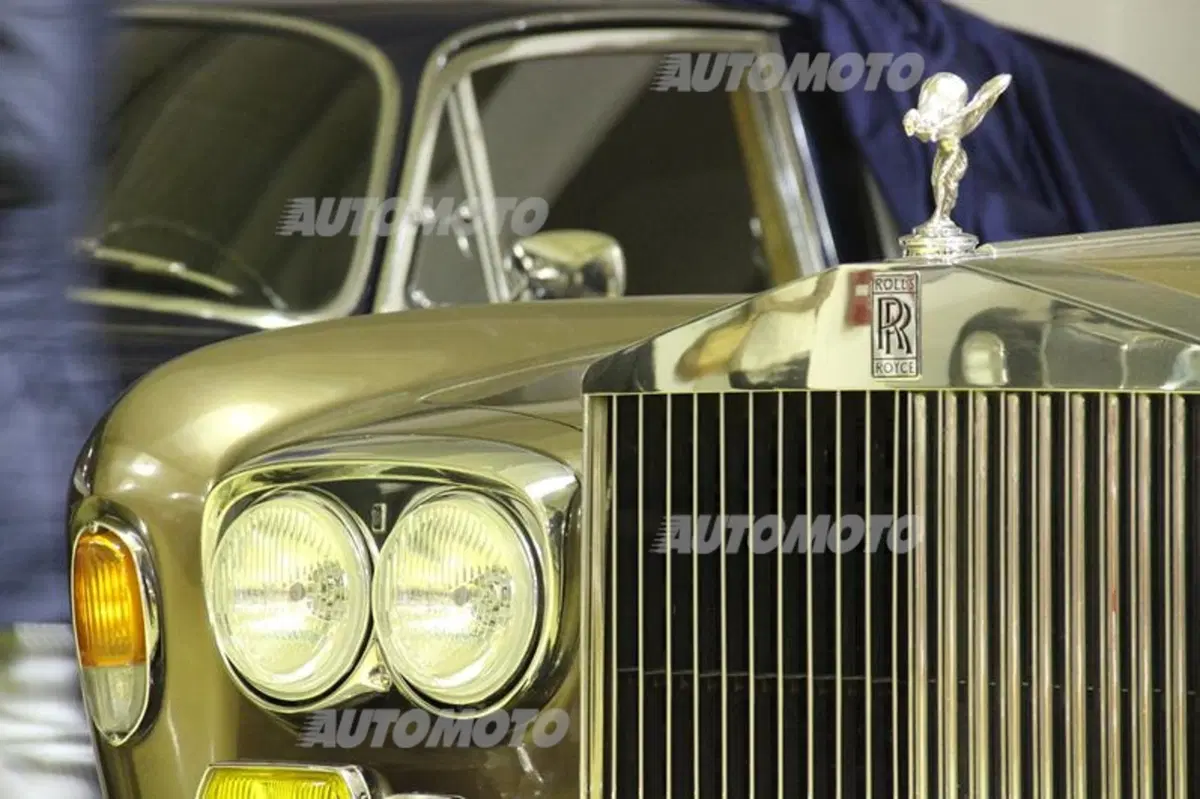 RuhmVollSteuer: l'albergo a 5 stelle per auto (e moto) d'epoca (16)
