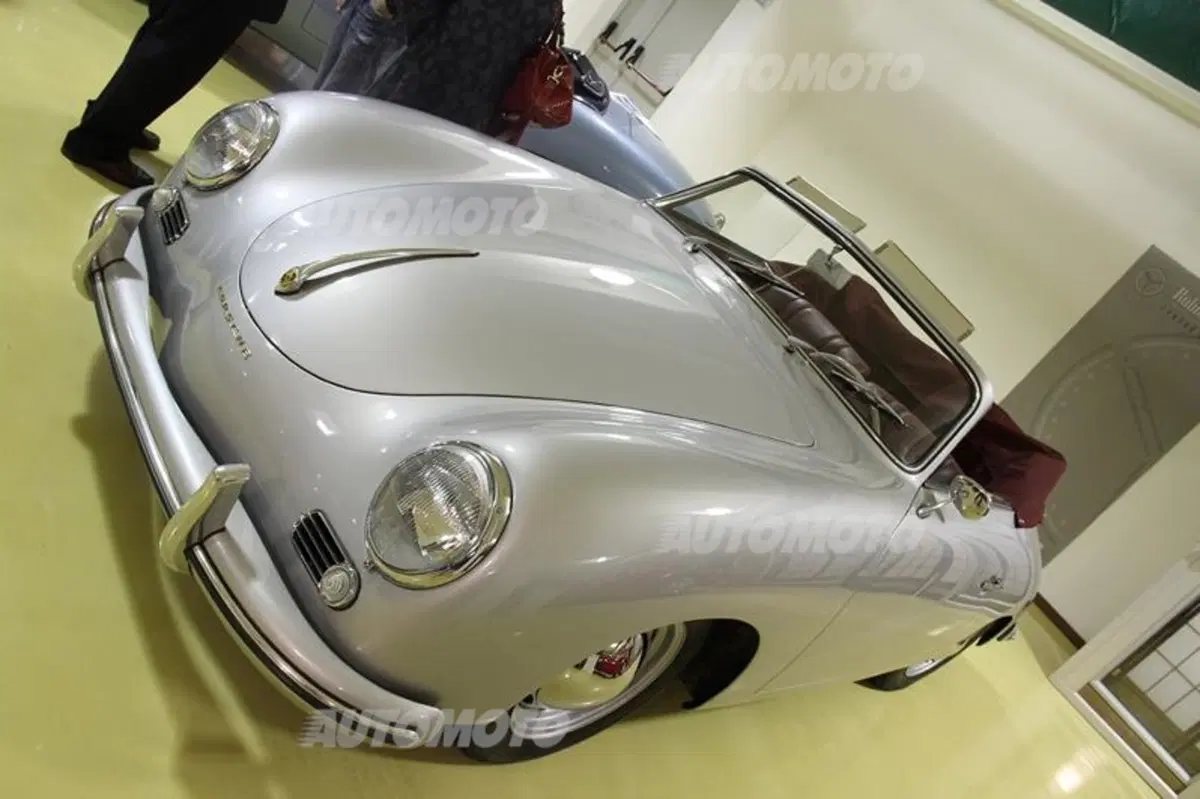 RuhmVollSteuer: l'albergo a 5 stelle per auto (e moto) d'epoca (17)