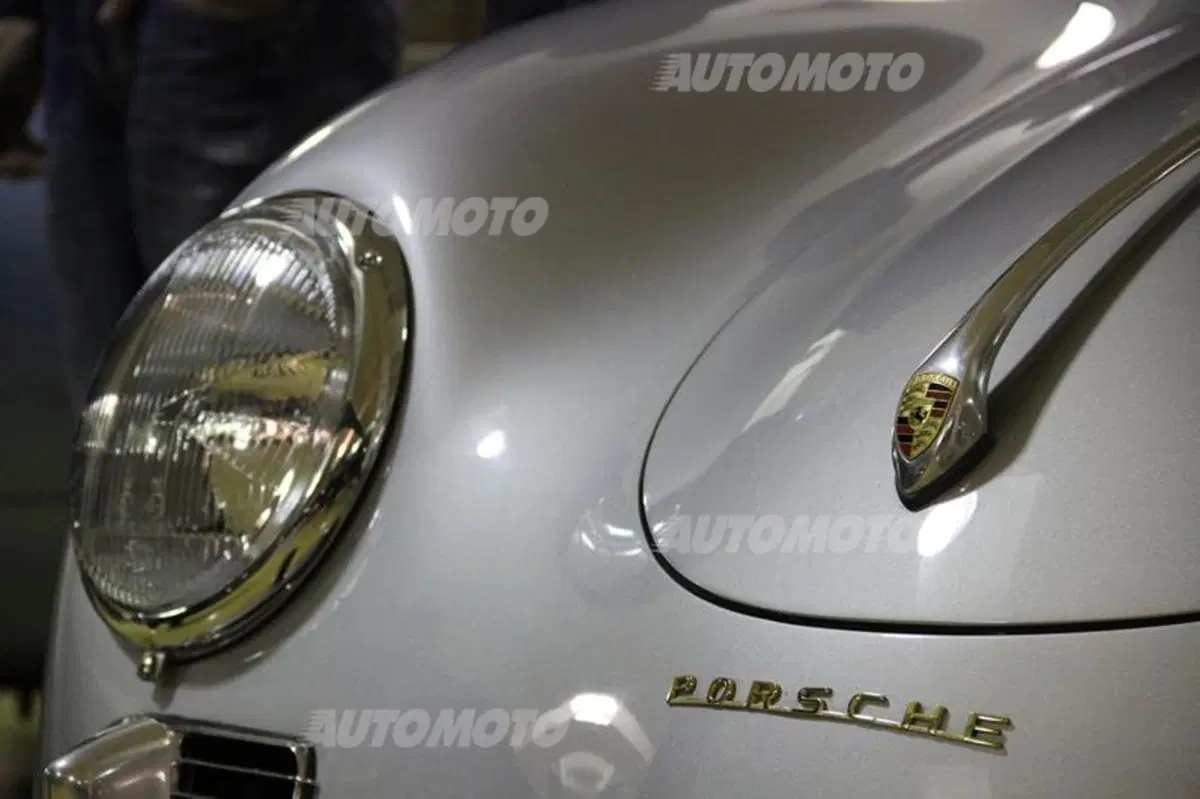 RuhmVollSteuer: l'albergo a 5 stelle per auto (e moto) d'epoca (21)