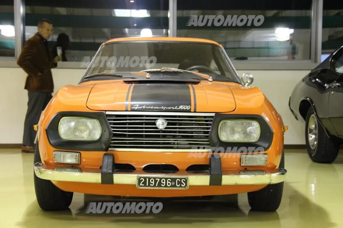 RuhmVollSteuer: l'albergo a 5 stelle per auto (e moto) d'epoca (32)