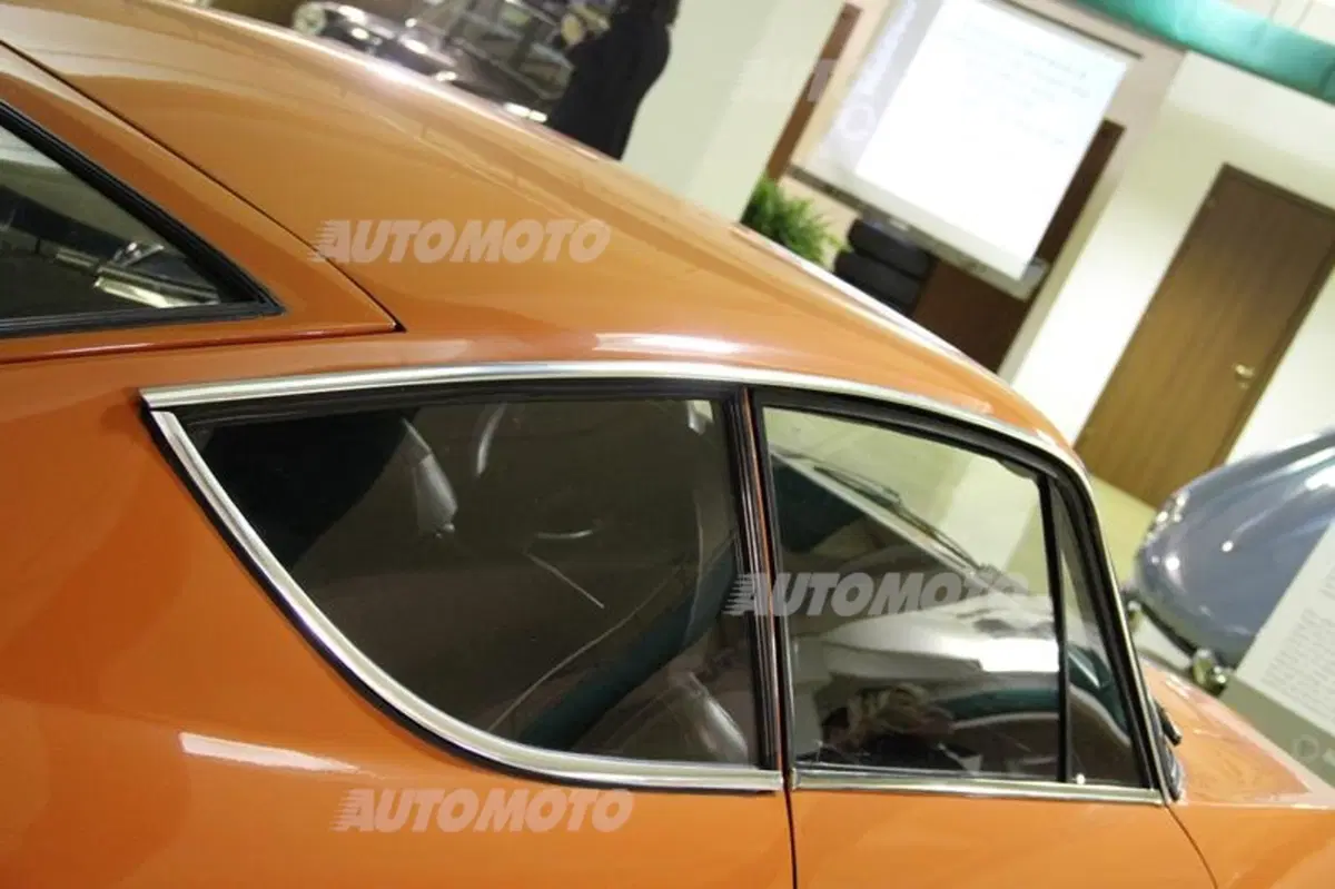 RuhmVollSteuer: l'albergo a 5 stelle per auto (e moto) d'epoca (35)