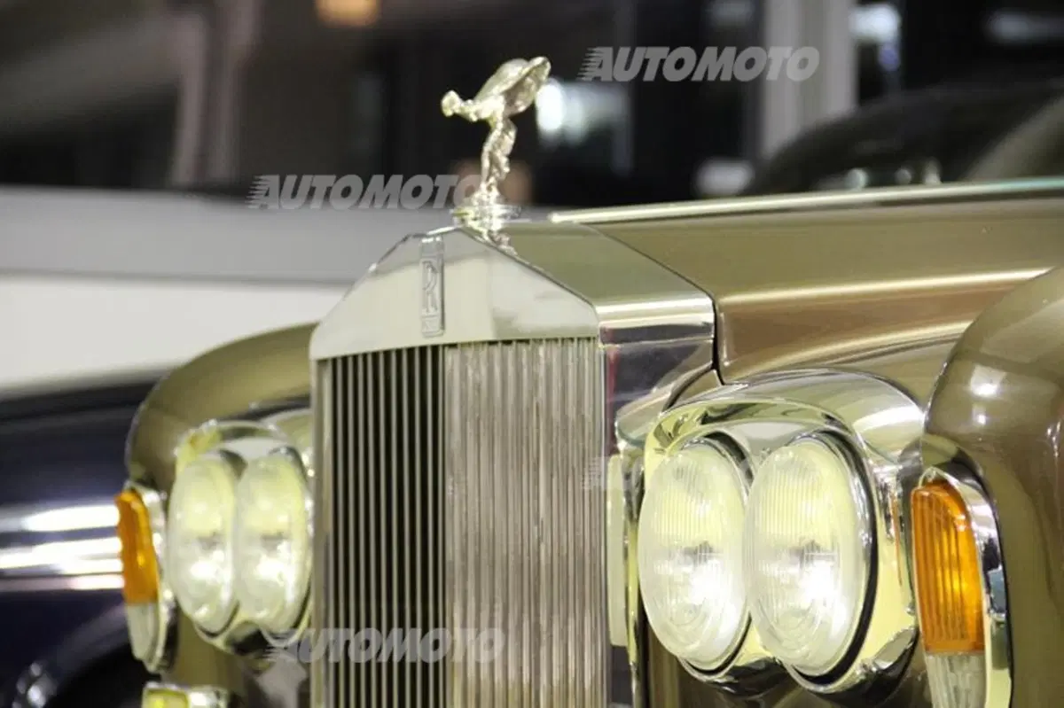 RuhmVollSteuer: l'albergo a 5 stelle per auto (e moto) d'epoca (41)