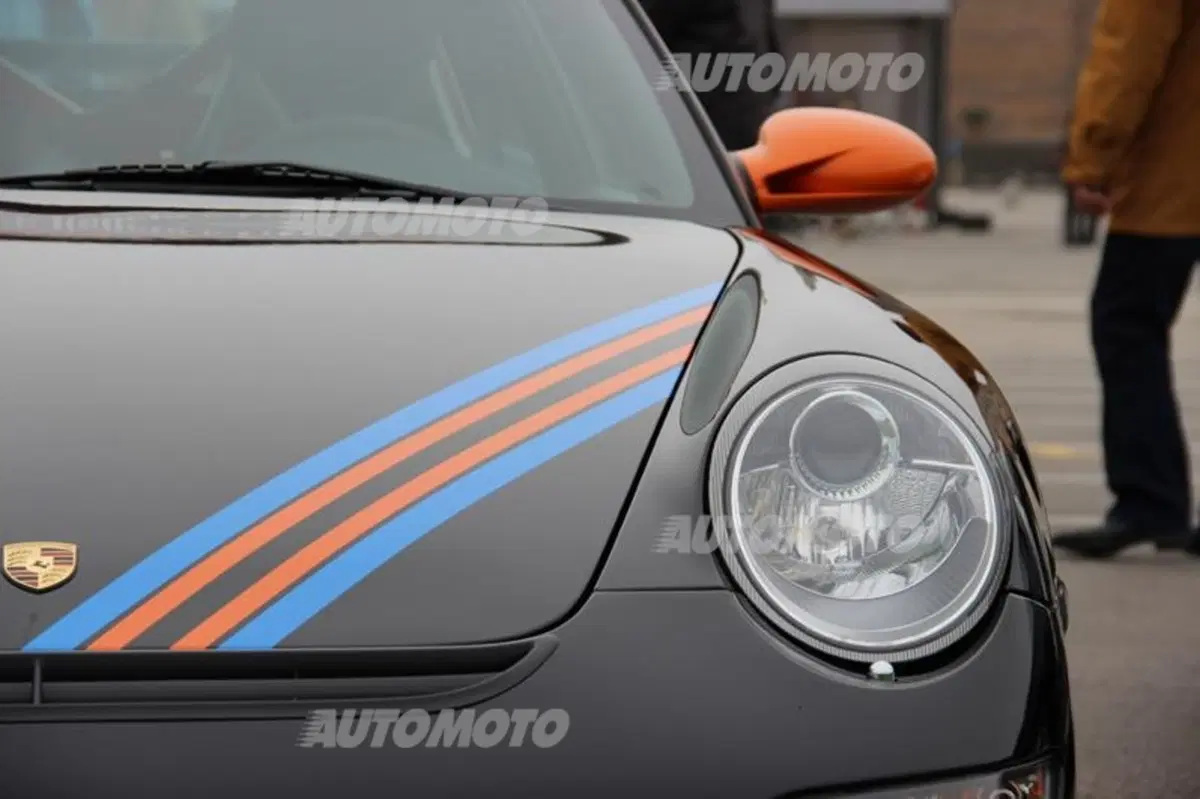 Porsche 911: rifarsi gli occhi al raduno con 50 anni di storia (3)