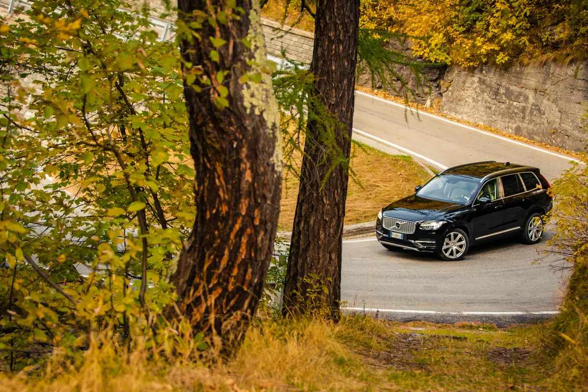 Volvo XC90 T8: tutta la potenza dell’ibrido [Video] (14)