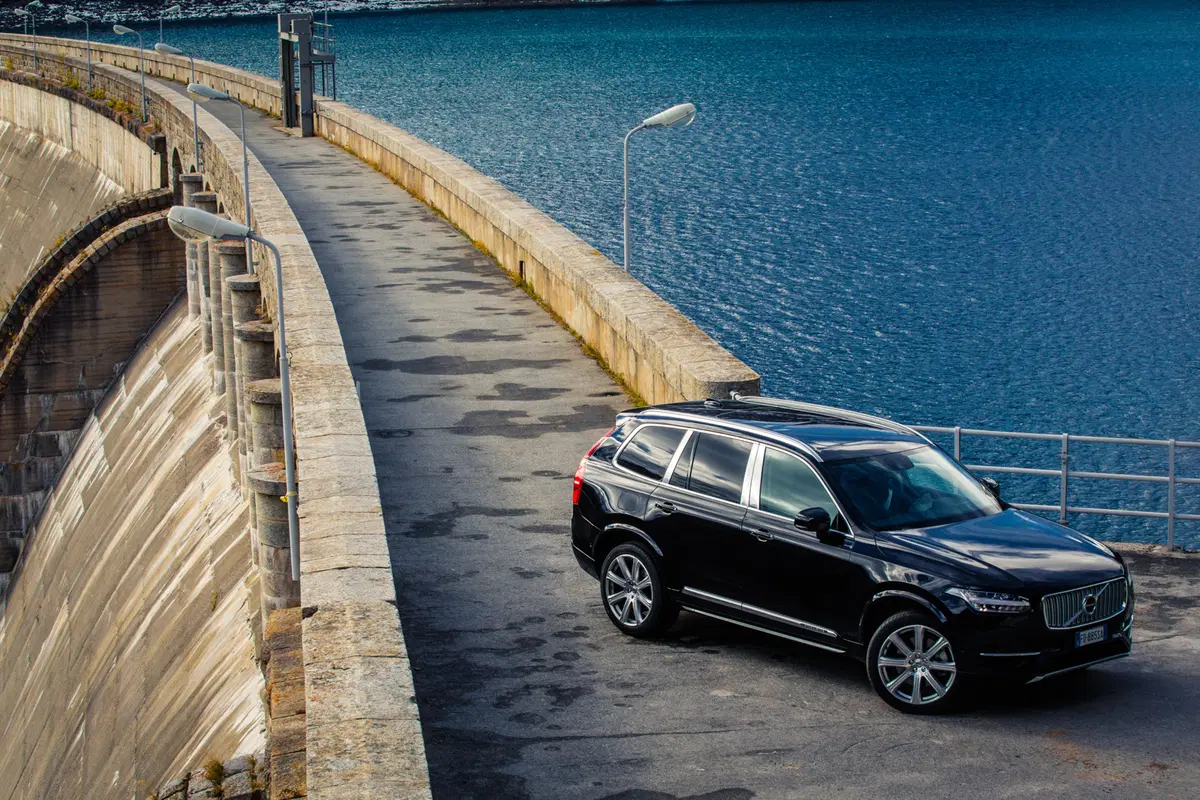 Volvo XC90 T8: tutta la potenza dell’ibrido [Video] (5)
