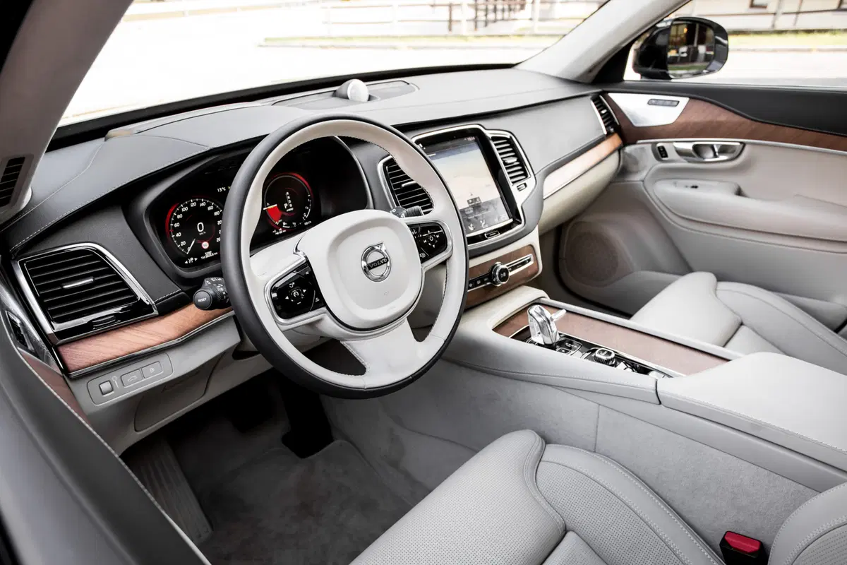 Volvo XC90 T8: tutta la potenza dell’ibrido [Video] (18)