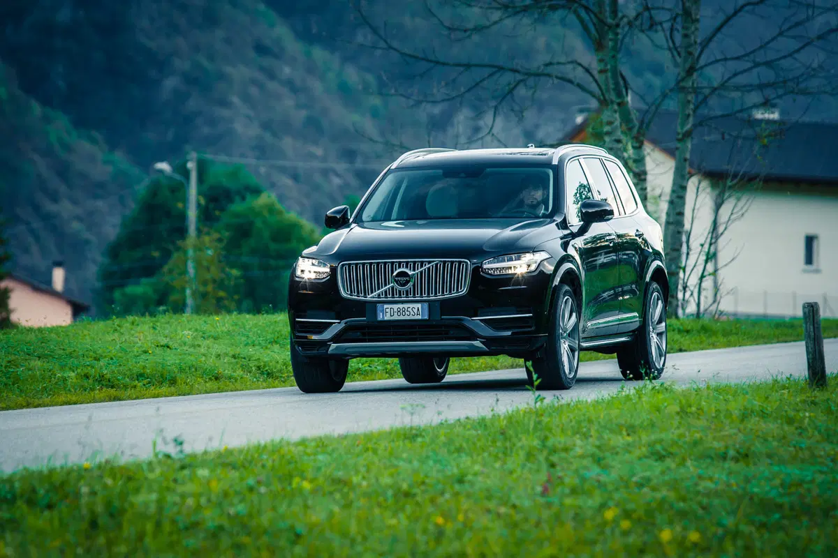 Volvo XC90 T8: tutta la potenza dell’ibrido [Video] (28)