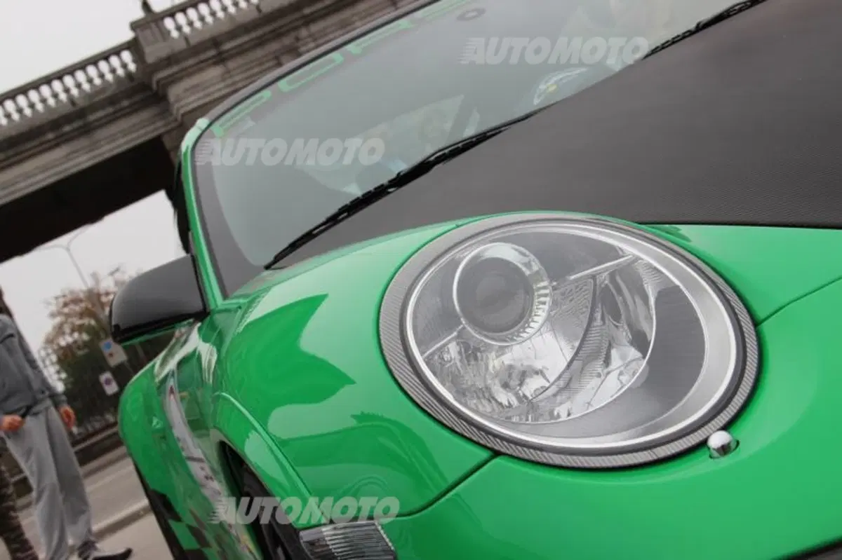 Porsche 911: rifarsi gli occhi al raduno con 50 anni di storia (32)