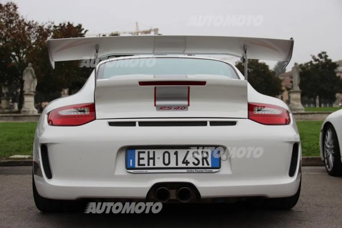 Porsche 911: rifarsi gli occhi al raduno con 50 anni di storia (47)