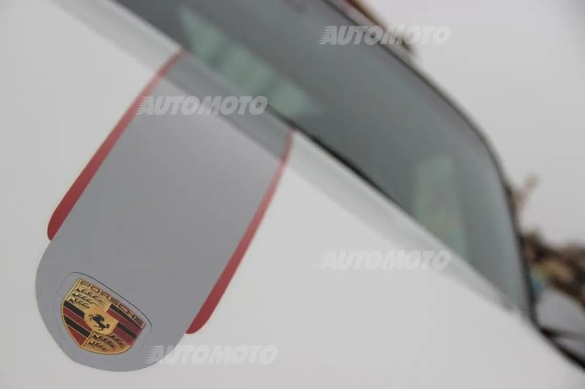 Porsche 911: rifarsi gli occhi al raduno con 50 anni di storia (49)