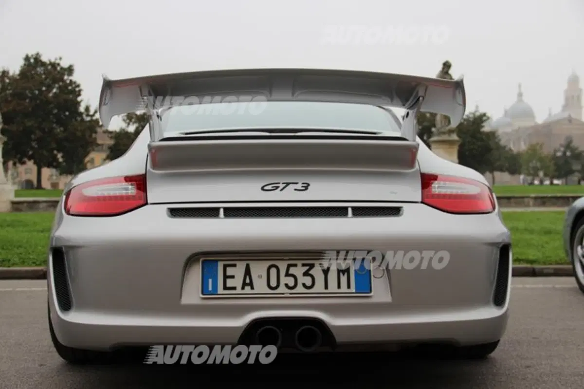 Porsche 911: rifarsi gli occhi al raduno con 50 anni di storia (80)