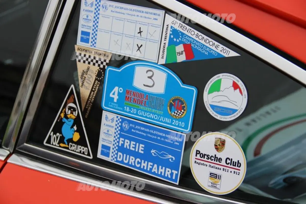 Porsche 911: rifarsi gli occhi al raduno con 50 anni di storia (89)