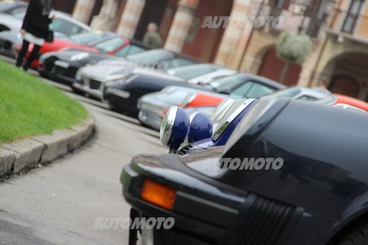 Porsche 911: rifarsi gli occhi al raduno con 50 anni di storia (93)