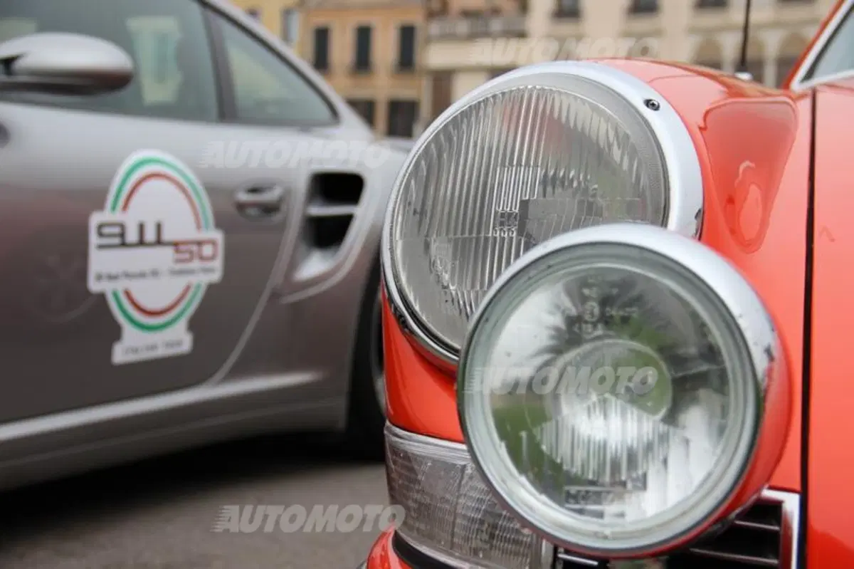 Porsche 911: rifarsi gli occhi al raduno con 50 anni di storia (96)