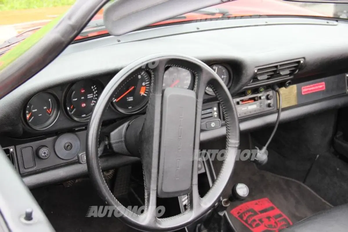 Porsche 911: rifarsi gli occhi al raduno con 50 anni di storia (103)