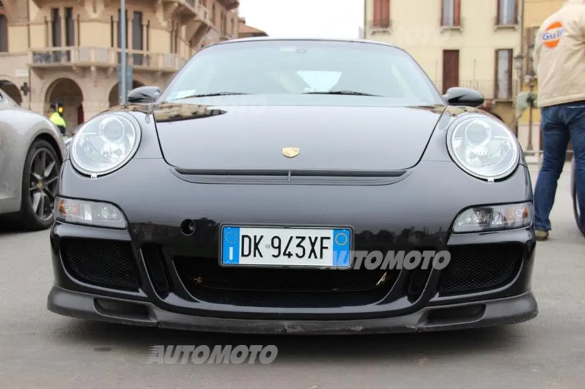 Porsche 911: rifarsi gli occhi al raduno con 50 anni di storia (106)