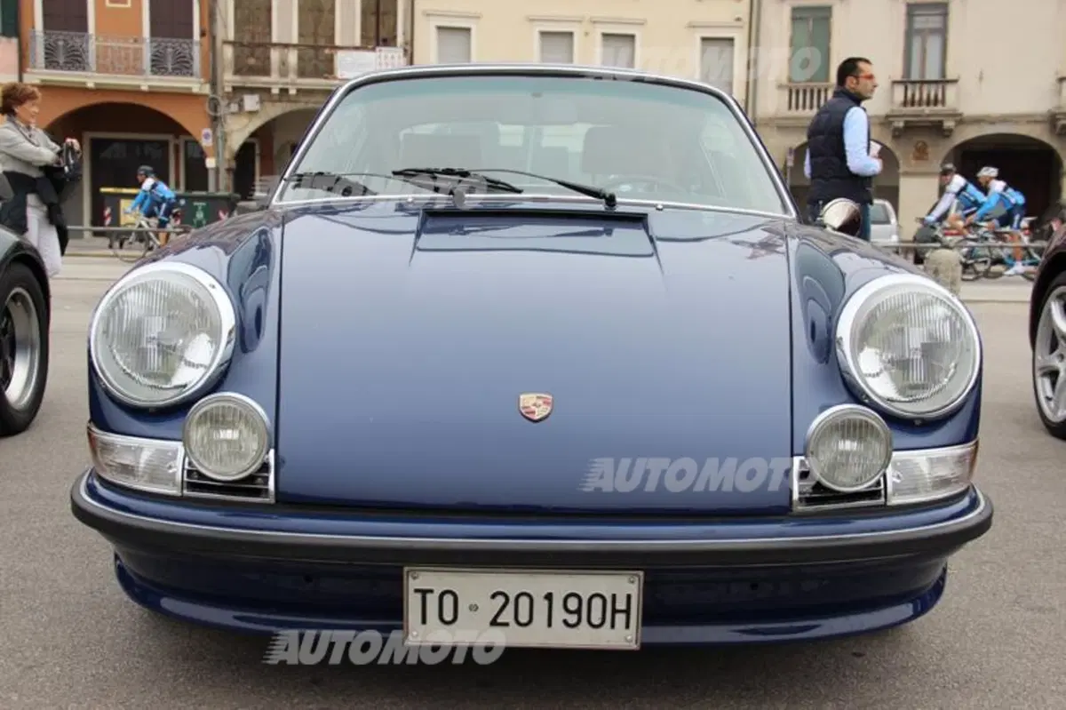 Porsche 911: rifarsi gli occhi al raduno con 50 anni di storia (116)