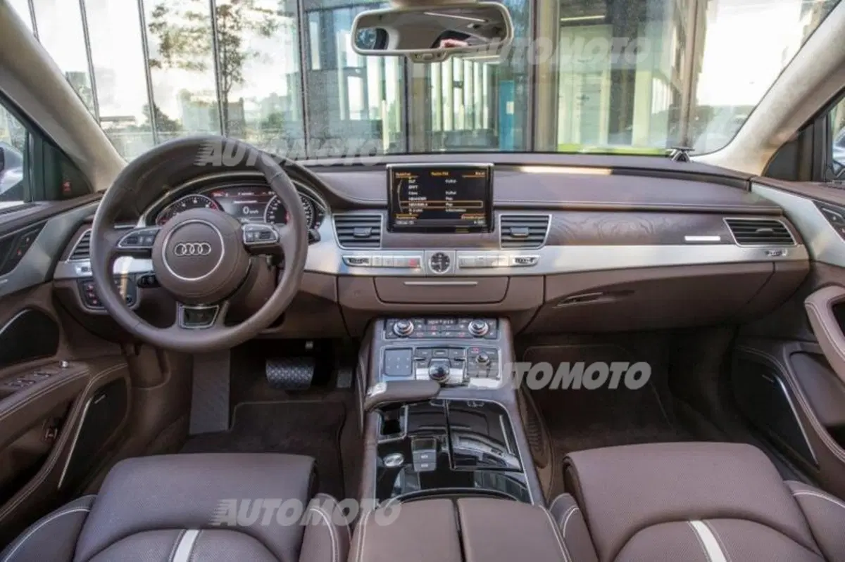 Audi A8 restyling (56)