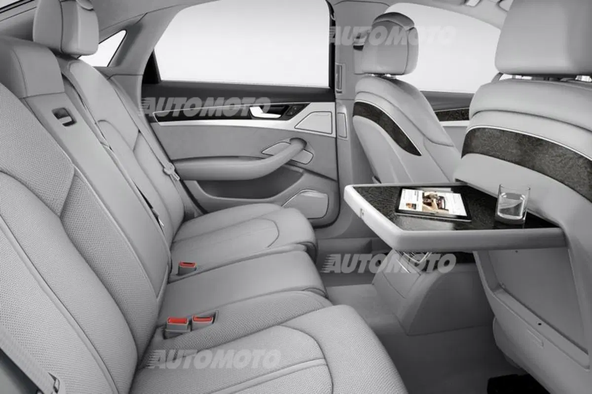 Audi A8 restyling (68)