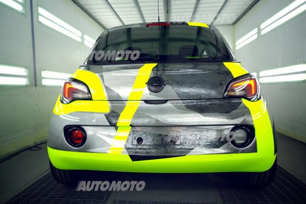 Opel Adam: ecco l'esemplare realizzato da Rossi e Drudi per beneficenza (38)