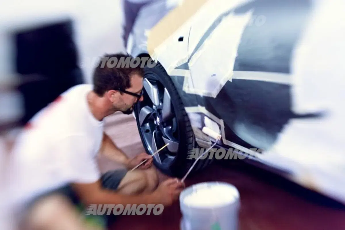 Opel Adam: ecco l'esemplare realizzato da Rossi e Drudi per beneficenza (46)