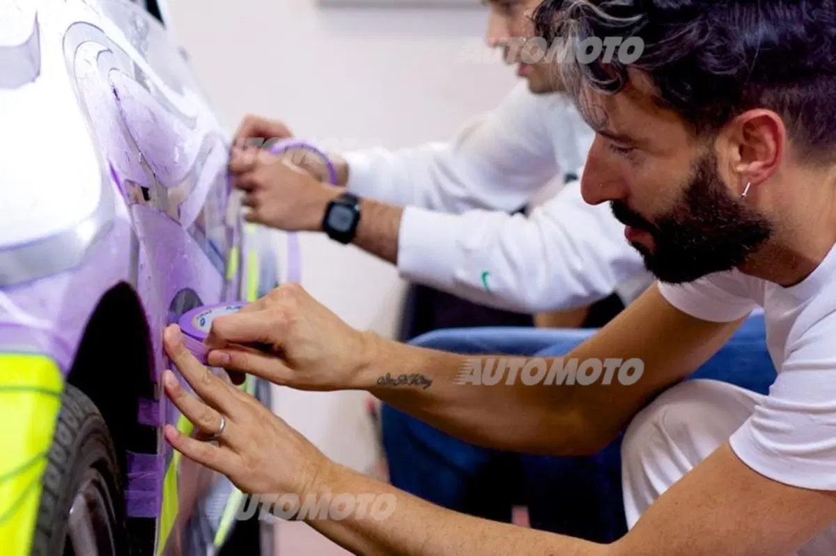 Opel Adam: ecco l'esemplare realizzato da Rossi e Drudi per beneficenza (51)