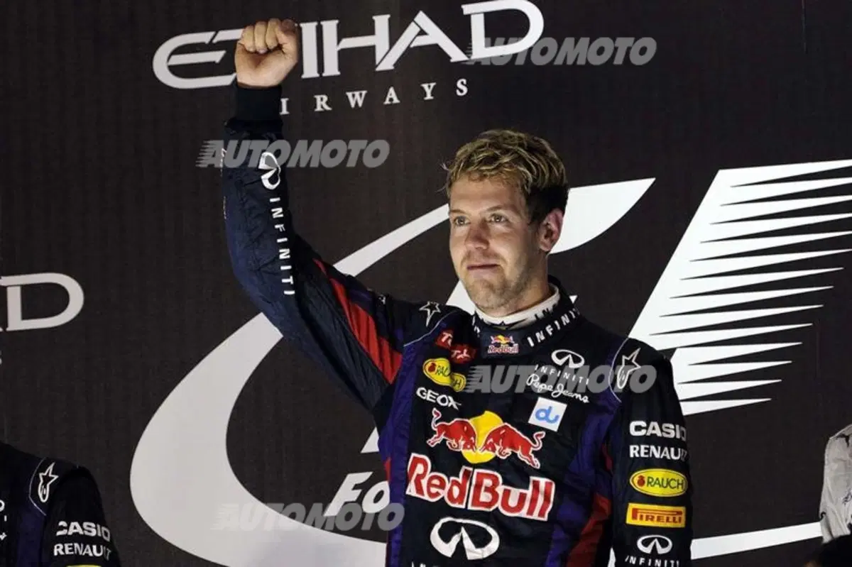 Formula 1 GP Abu Dhabi 2013: le foto più belle di Yas Marina (5)