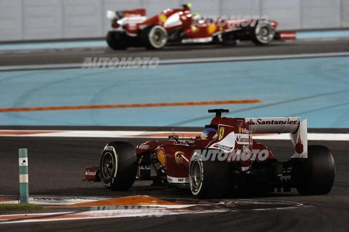 Formula 1 GP Abu Dhabi 2013: le foto più belle di Yas Marina (9)