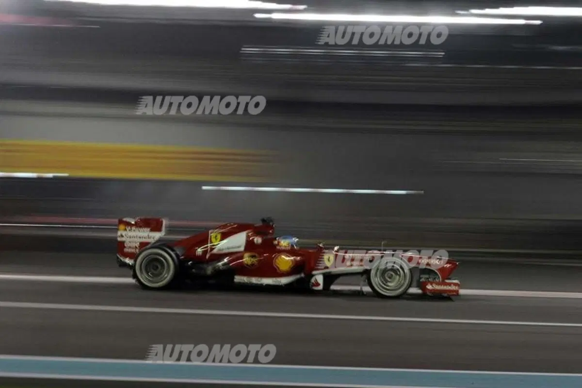 Formula 1 GP Abu Dhabi 2013: le foto più belle di Yas Marina (13)