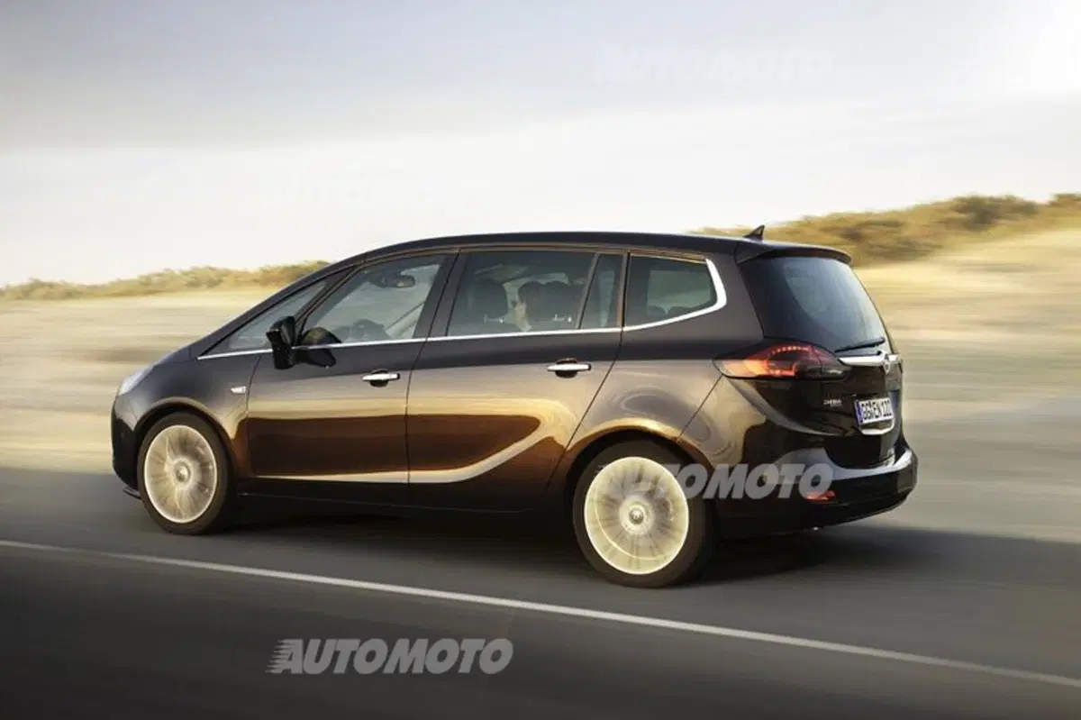 Opel Zafira Tourer 1.6 CDTI (16)