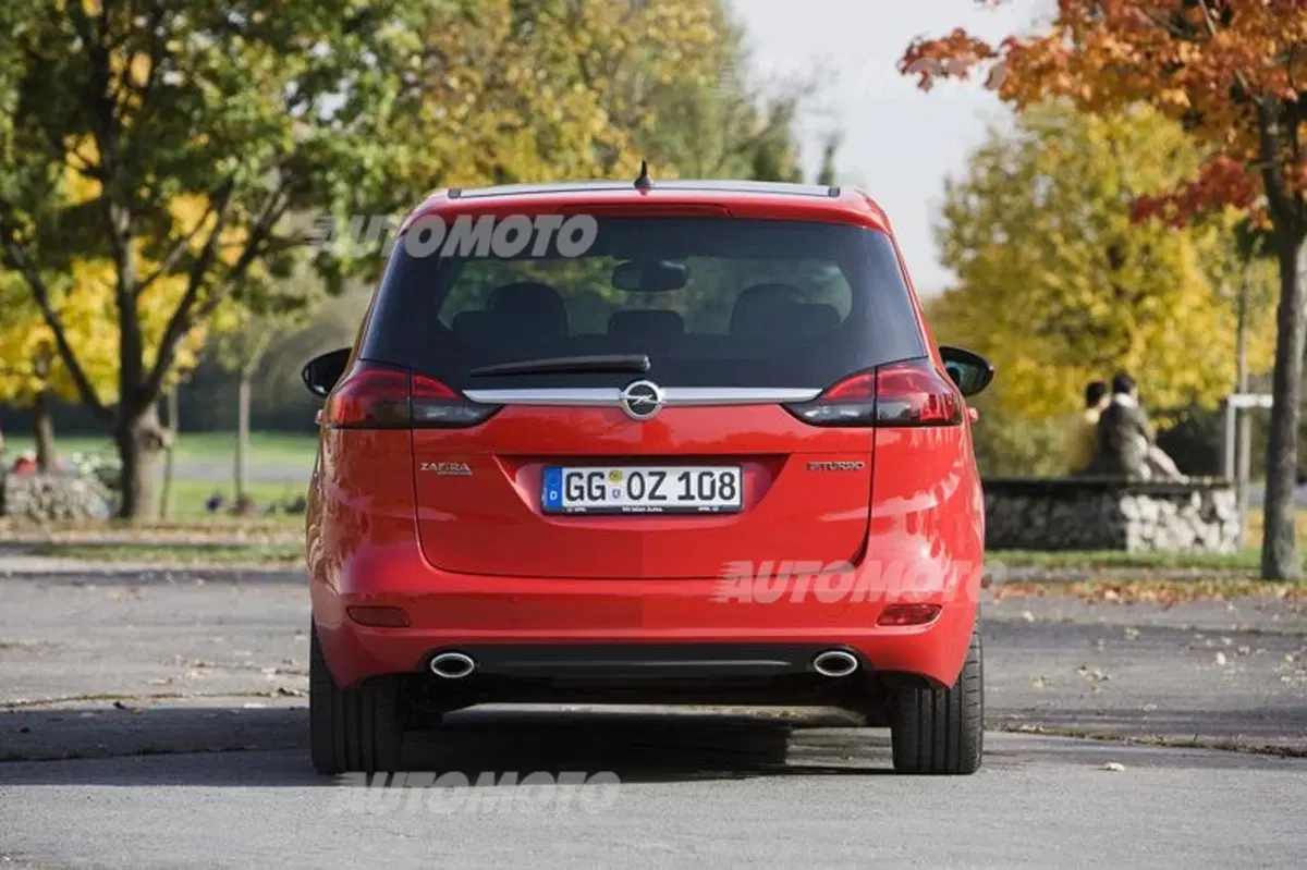 Opel Zafira Tourer 1.6 CDTI (31)