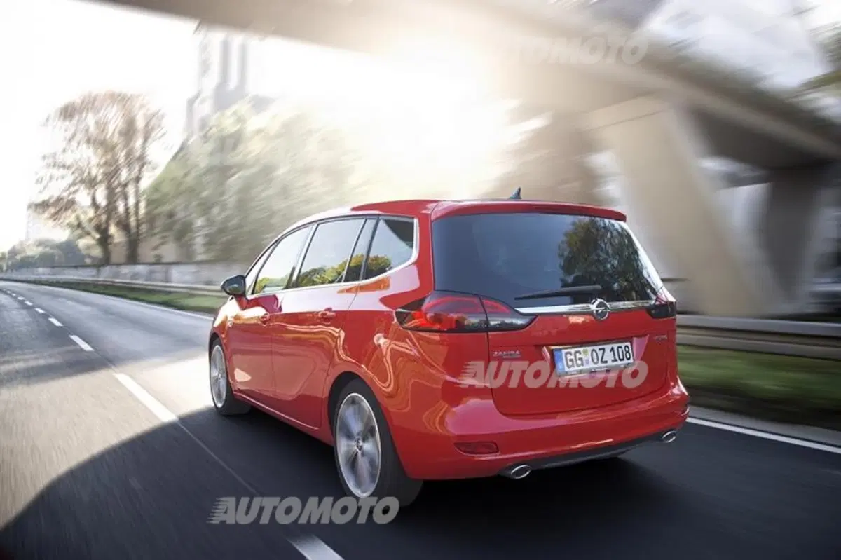 Opel Zafira Tourer 1.6 CDTI (34)