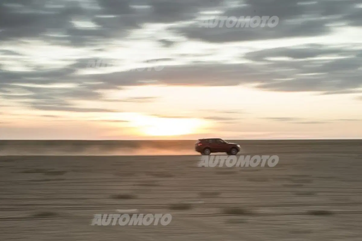 Nuova Range Rover Sport: stabilito il nuovo record per la traversata Empty Quarter (6)
