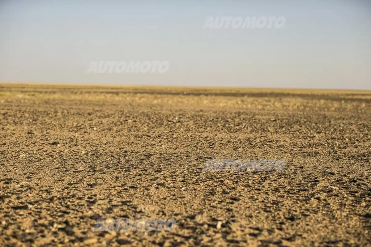Nuova Range Rover Sport: stabilito il nuovo record per la traversata Empty Quarter (13)