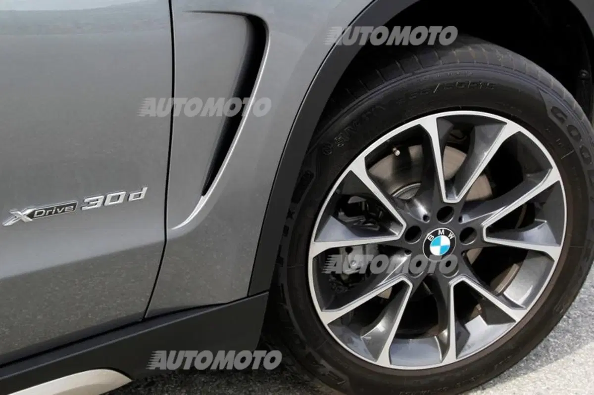 Nuova BMW X5 (28)