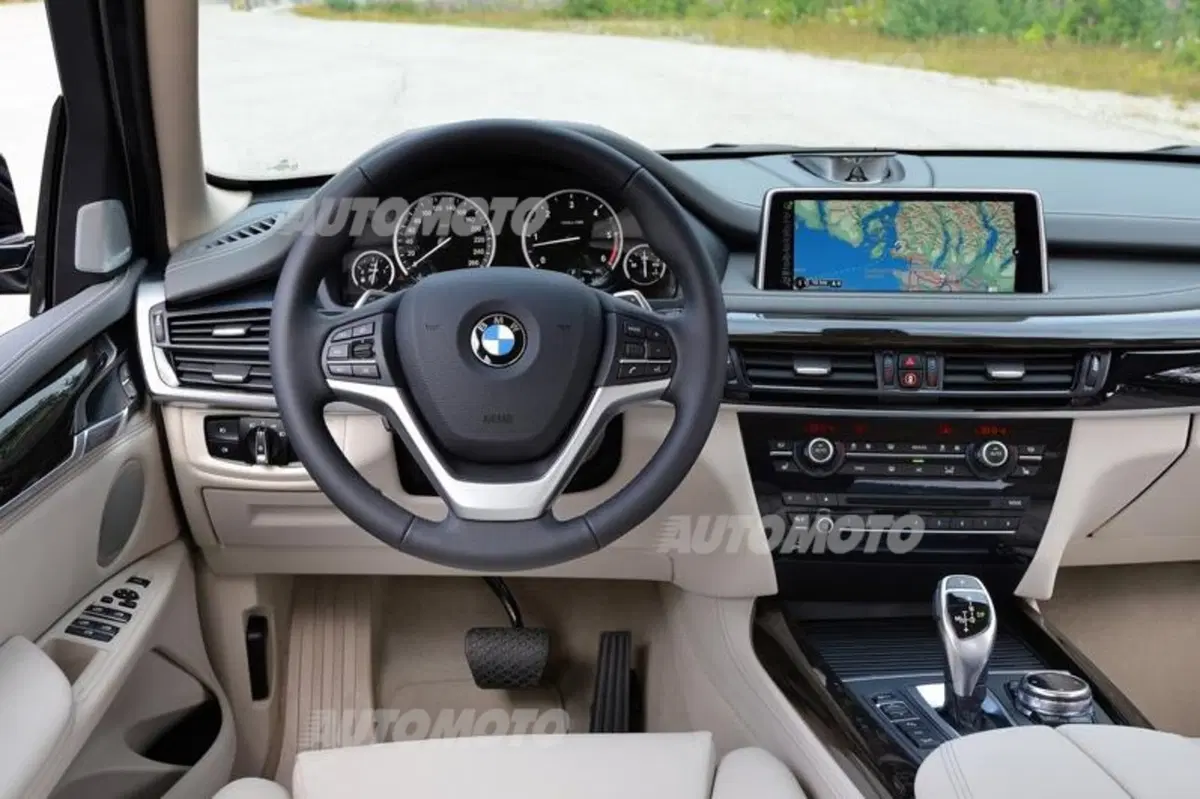 Nuova BMW X5 (33)