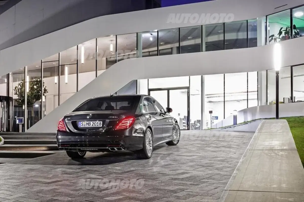Nuova Mercedes-Benz Classe S 65 AMG: l'ammiraglia da 630 CV (2)