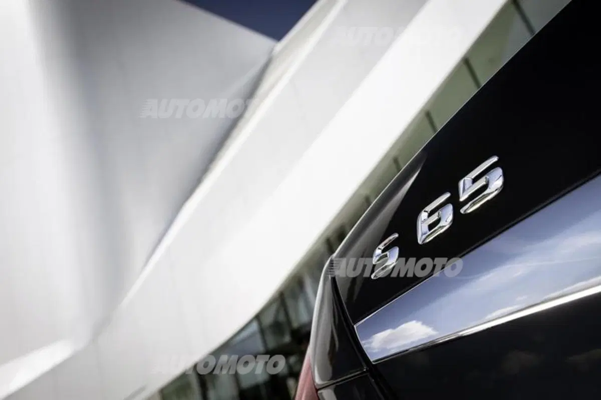 Nuova Mercedes-Benz Classe S 65 AMG: l'ammiraglia da 630 CV (18)