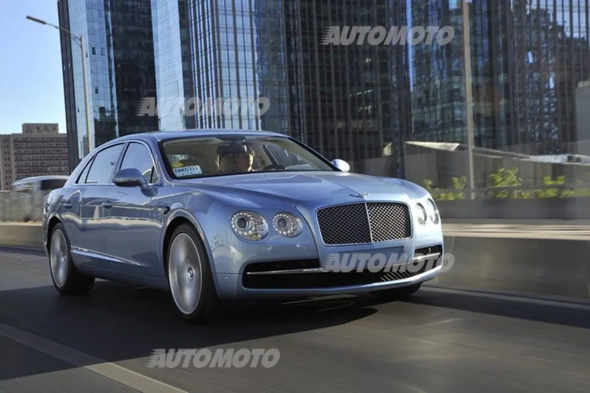 Garavaglia: «Nuova Bentley Flying Spur? Lusso, tecnologia e piacere di guida» (3)