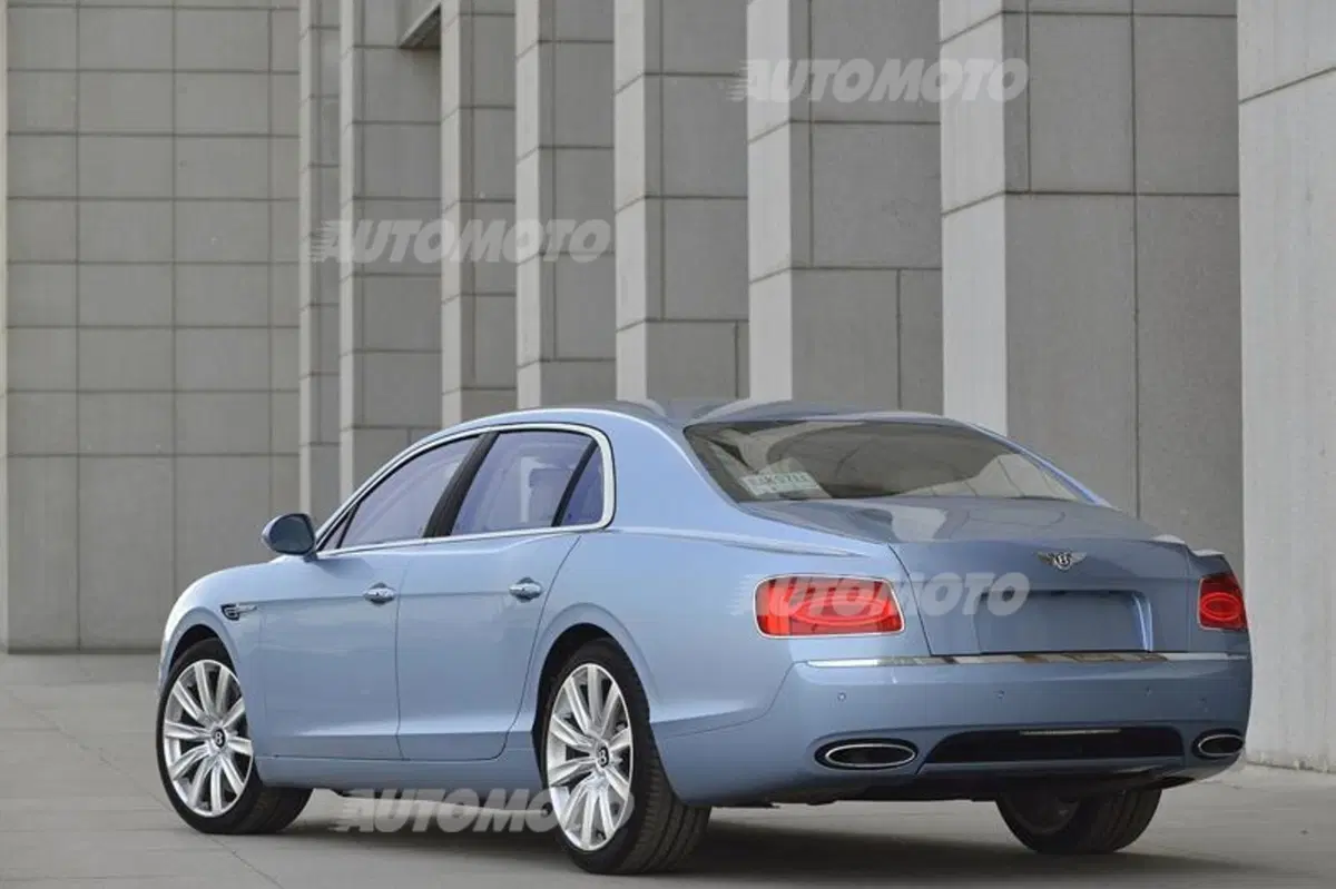 Garavaglia: «Nuova Bentley Flying Spur? Lusso, tecnologia e piacere di guida» (8)