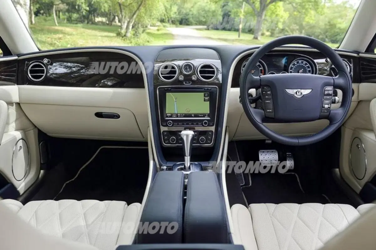 Garavaglia: «Nuova Bentley Flying Spur? Lusso, tecnologia e piacere di guida» (13)